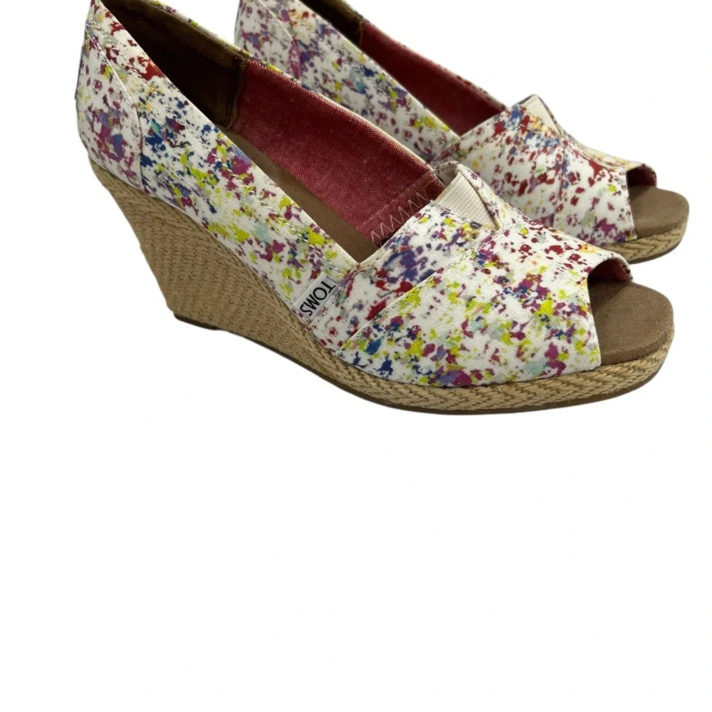 Toms elevate your